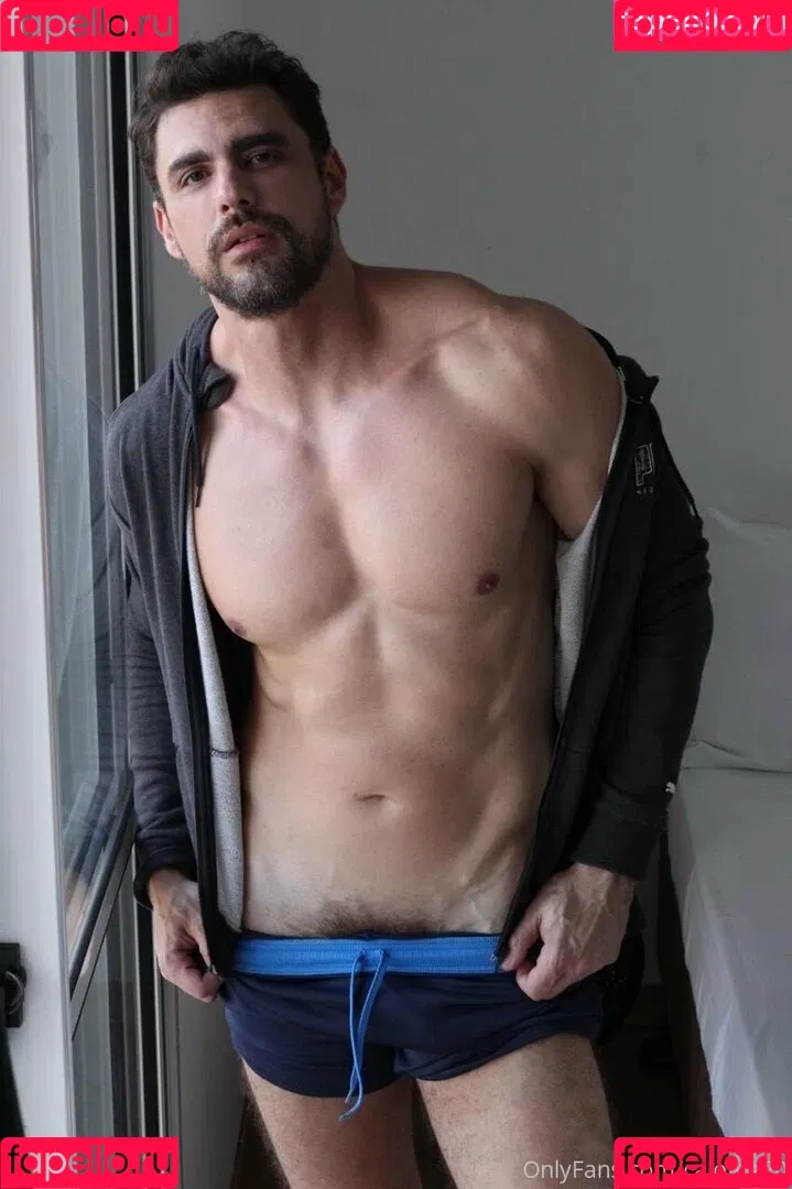 kyle_fox Onlyfans Photo Gallery 
