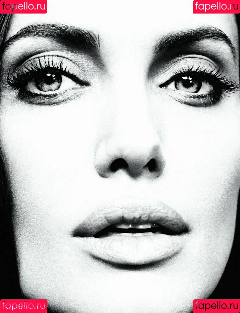 Angelina Jolie Onlyfans Photo Gallery 