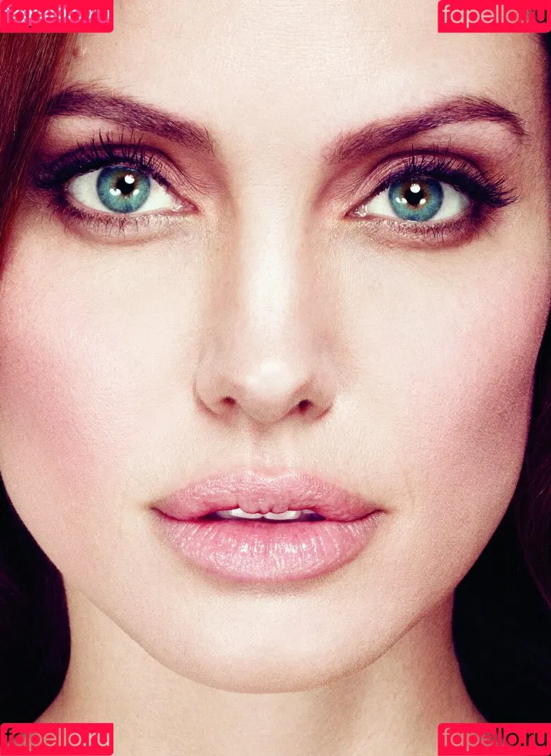 Angelina Jolie Onlyfans Photo Gallery 