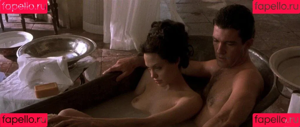 Angelina Jolie Onlyfans Photo Gallery 