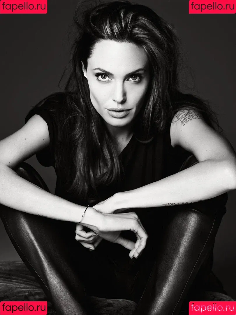 Angelina Jolie Onlyfans Photo Gallery 