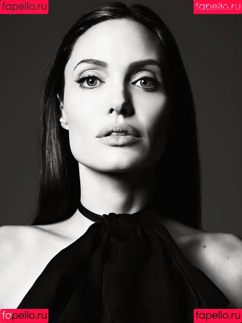 Angelina Jolie Onlyfans Photo Gallery 