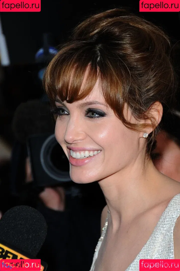 Angelina Jolie Onlyfans Photo Gallery 