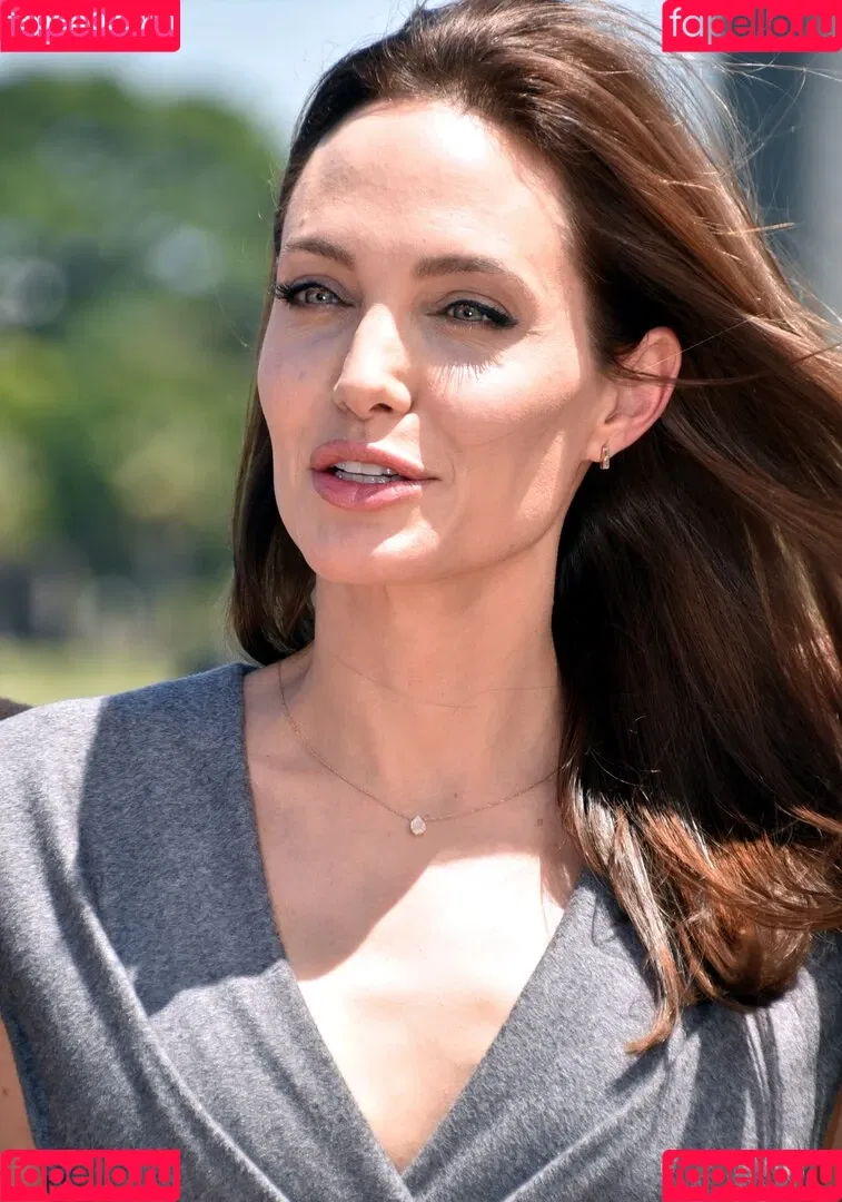 Angelina Jolie Onlyfans Photo Gallery 