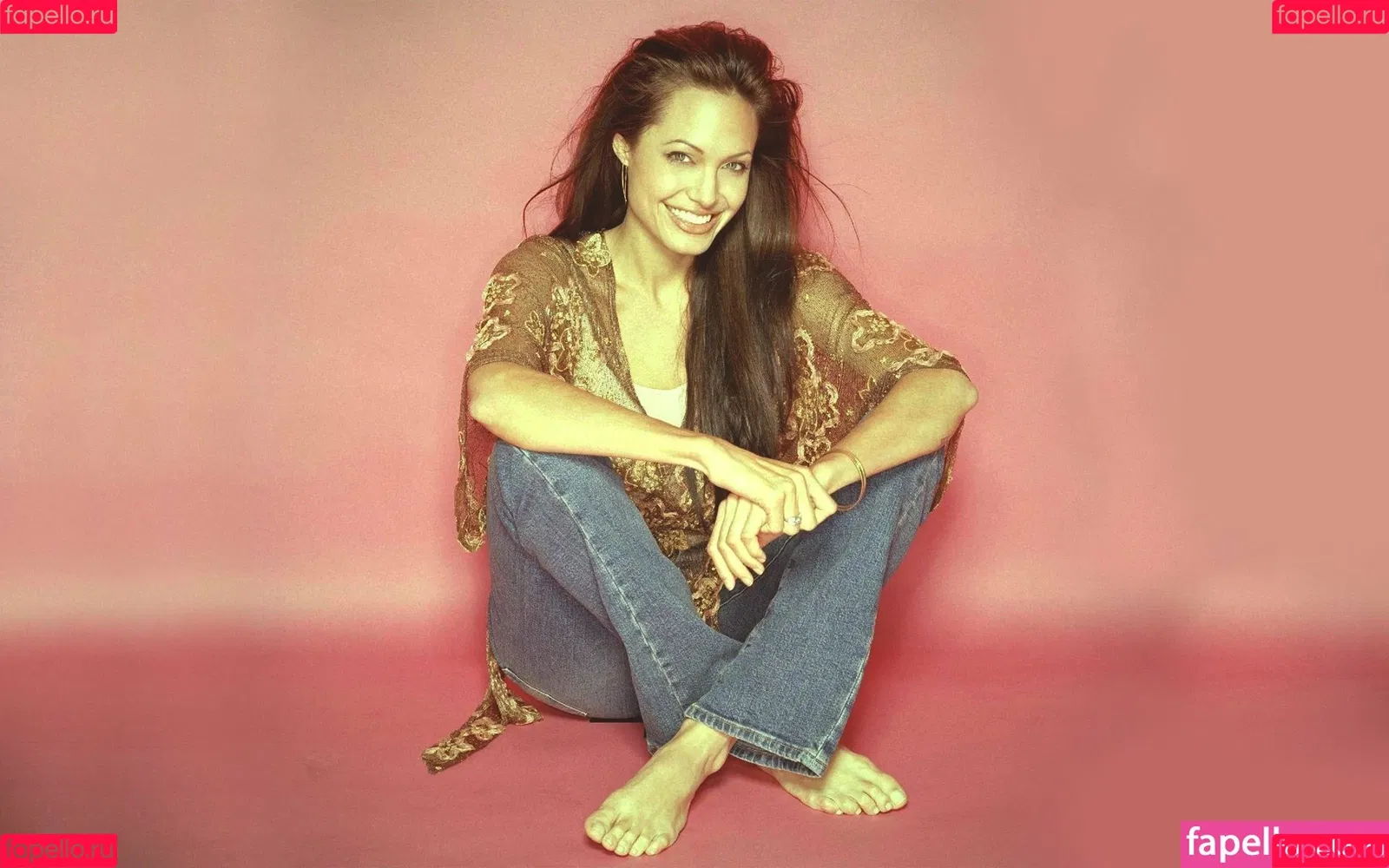 Angelina Jolie Onlyfans Photo Gallery 