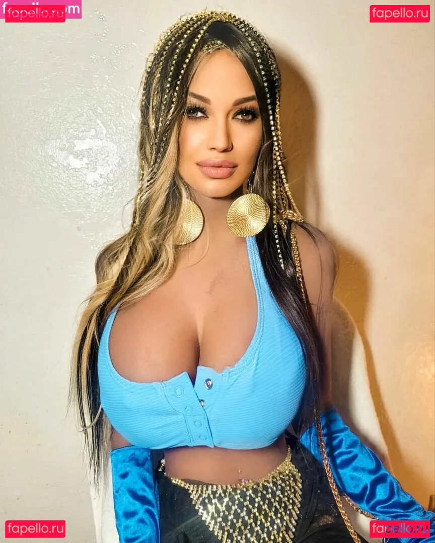 Marel Nova Onlyfans Photo Gallery 