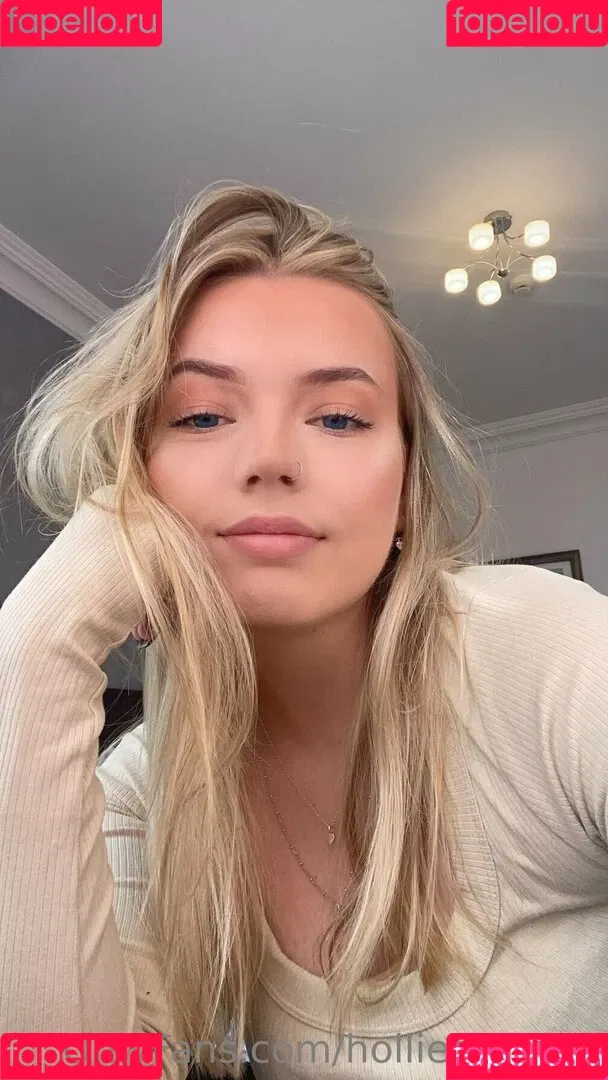holliesworldd Onlyfans Photo Gallery 