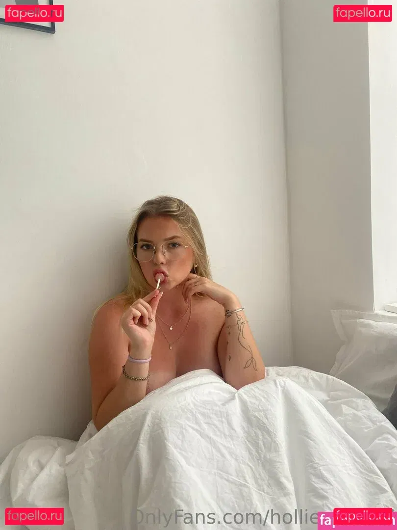 holliesworldd Onlyfans Photo Gallery 