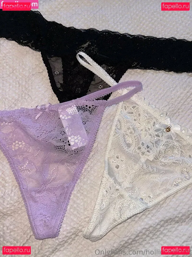 holliesworldd Onlyfans Photo Gallery 