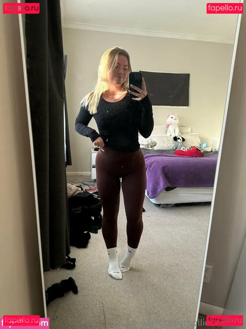 holliesworldd Onlyfans Photo Gallery 