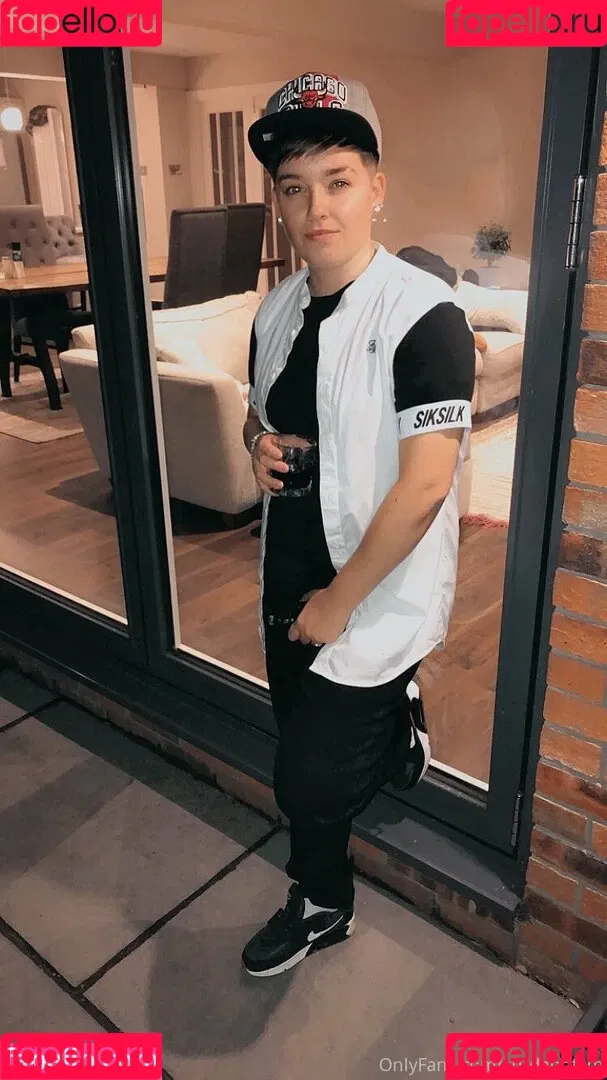 reallesbiansx Onlyfans Photo Gallery 