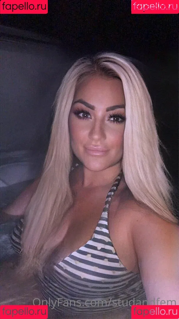reallesbiansx Onlyfans Photo Gallery 