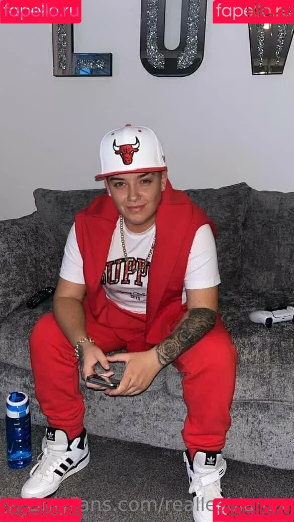 reallesbiansx Onlyfans Photo Gallery 