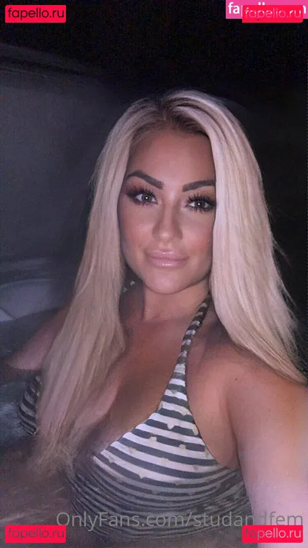 reallesbiansx Onlyfans Photo Gallery 