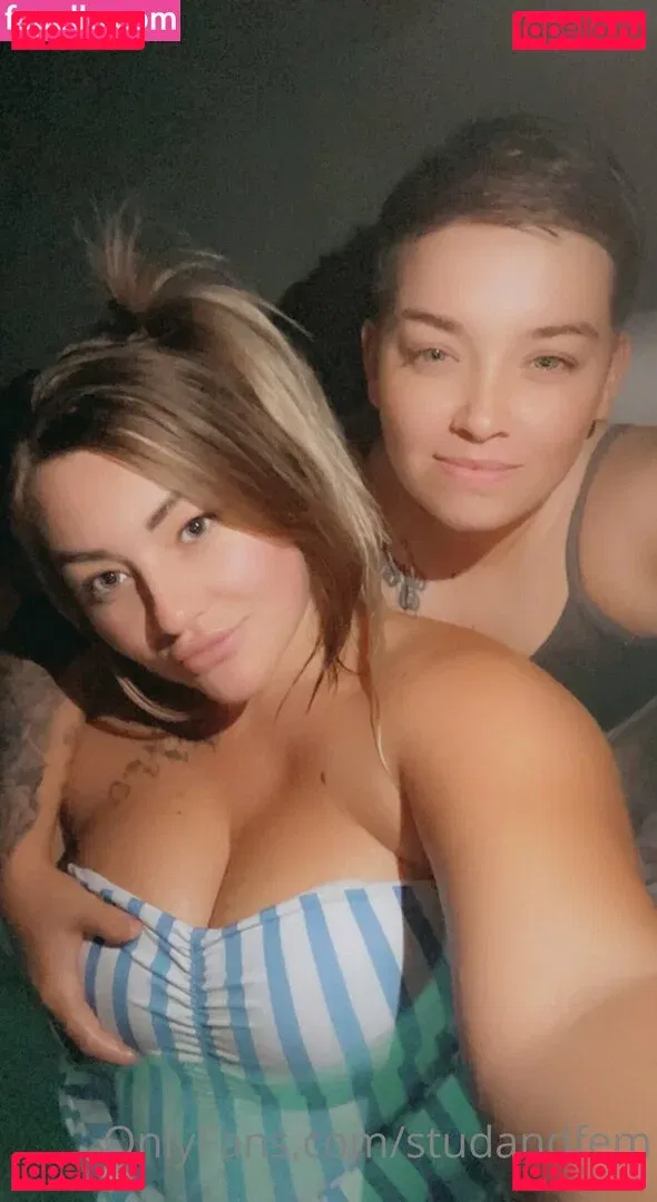 reallesbiansx Onlyfans Photo Gallery 