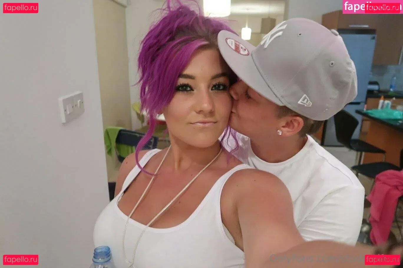 reallesbiansx Onlyfans Photo Gallery 