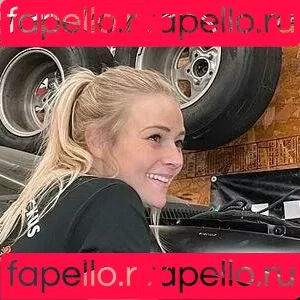 Britney Automotive Onlyfans Photo Gallery 