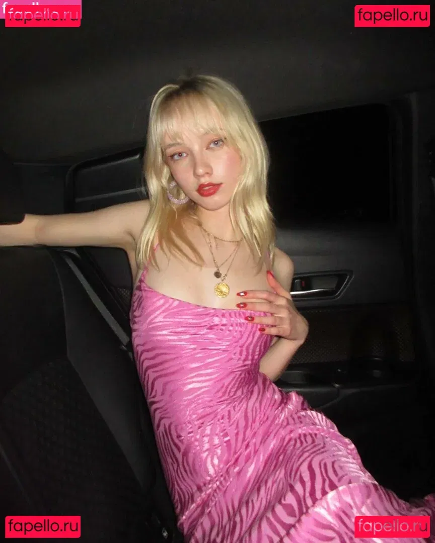 lilli.clark Onlyfans Photo Gallery 