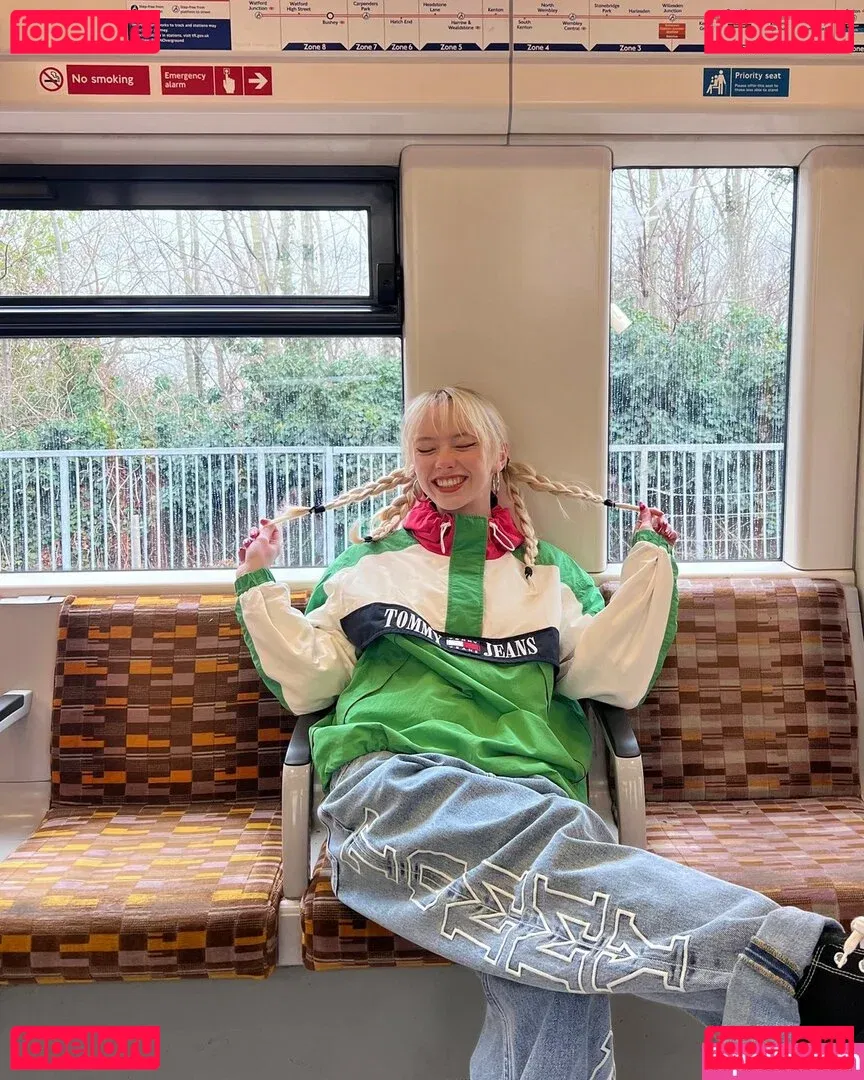 lilli.clark Onlyfans Photo Gallery 