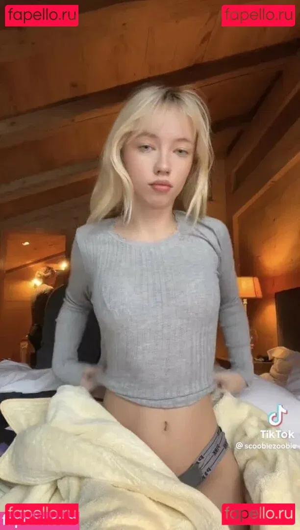 lilli.clark Onlyfans Photo Gallery 