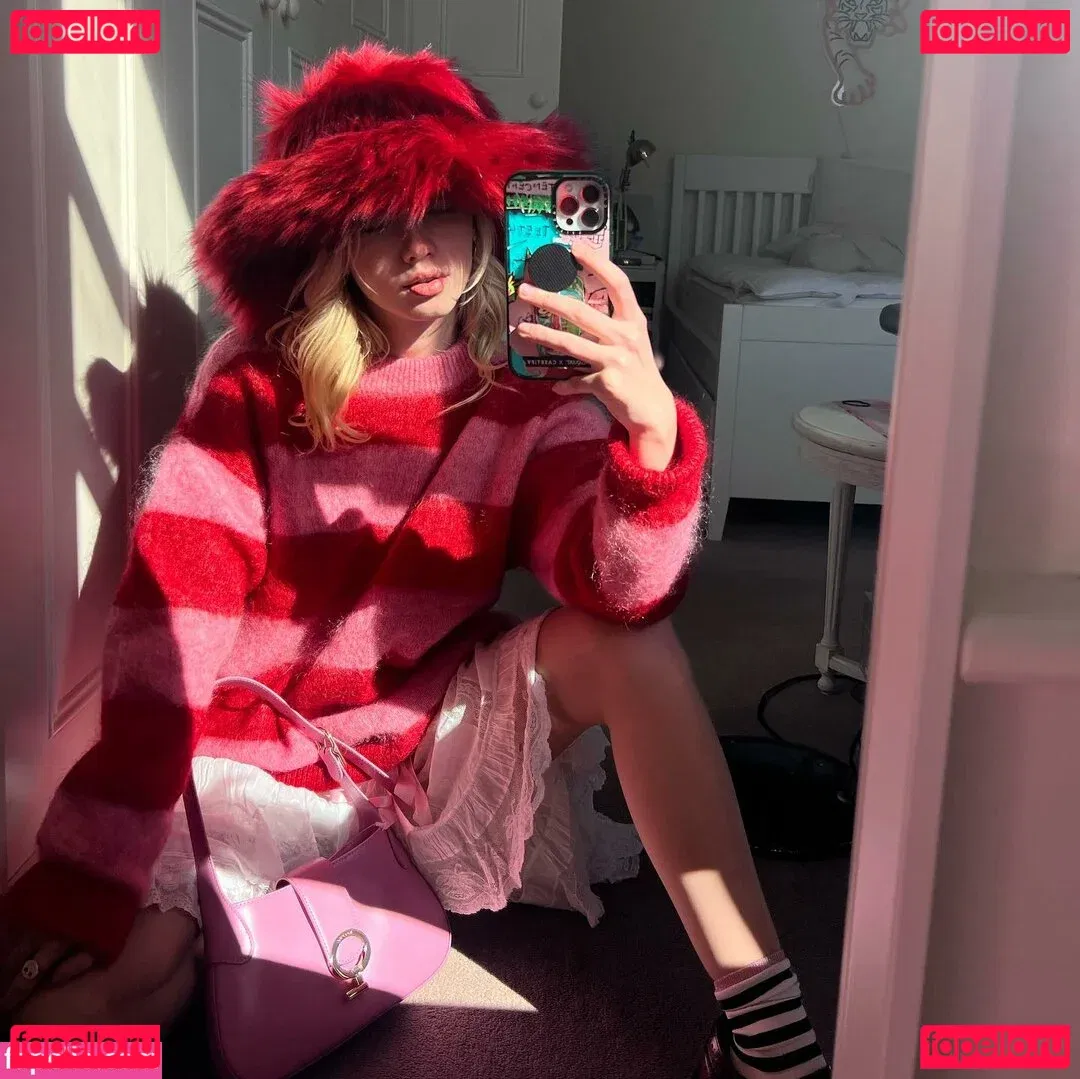 lilli.clark Onlyfans Photo Gallery 