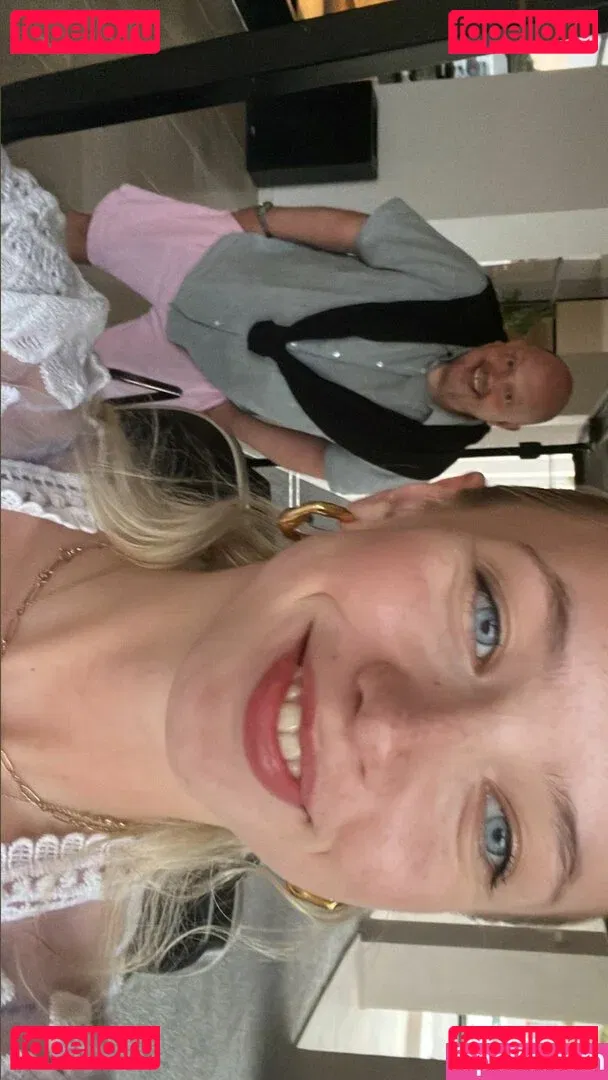 lilli.clark Onlyfans Photo Gallery 