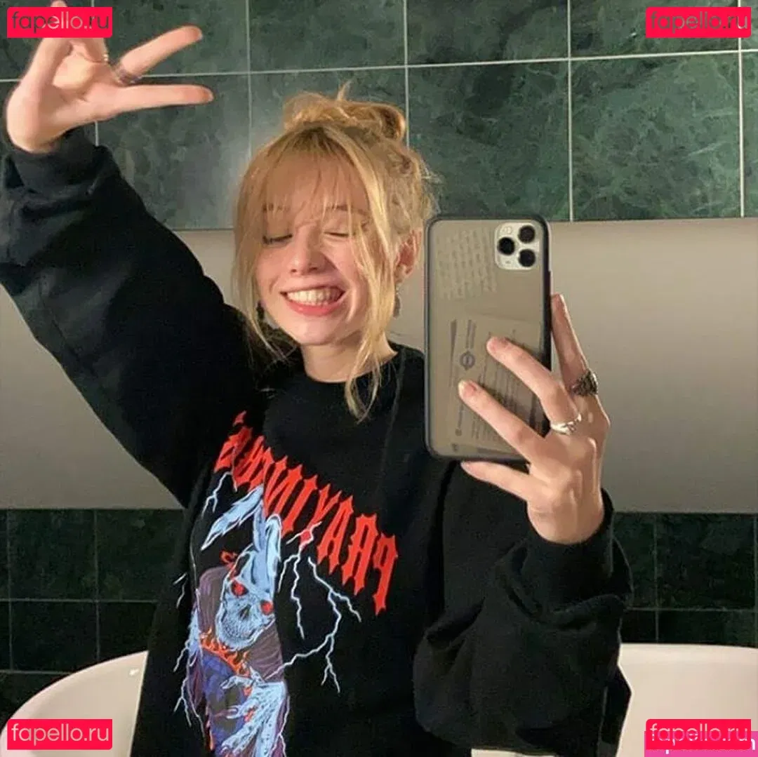 lilli.clark Onlyfans Photo Gallery 