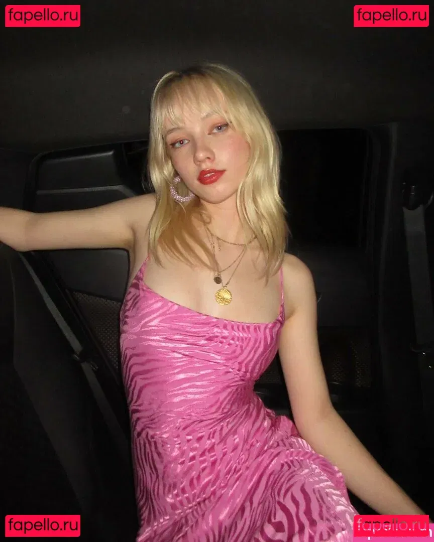 lilli.clark Onlyfans Photo Gallery 