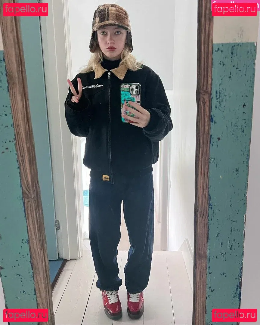 lilli.clark Onlyfans Photo Gallery 