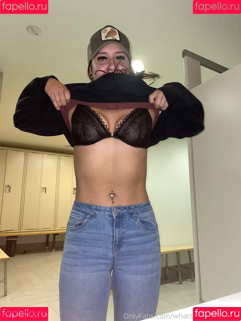 whatsunderneath69 Onlyfans Photo Gallery 