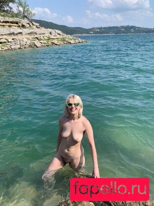 Noseymosie Nude Onlyfans Photo 25