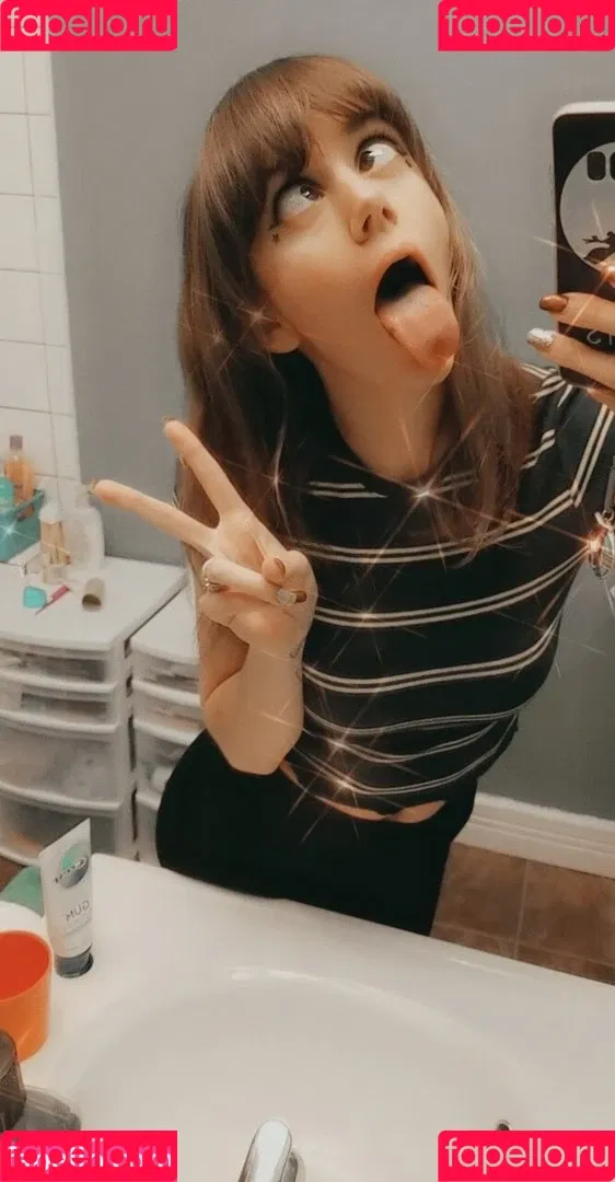 Yanderekamii Onlyfans Photo Gallery 