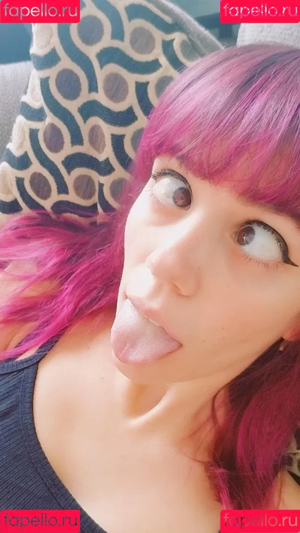 Yanderekamii Onlyfans Photo Gallery 