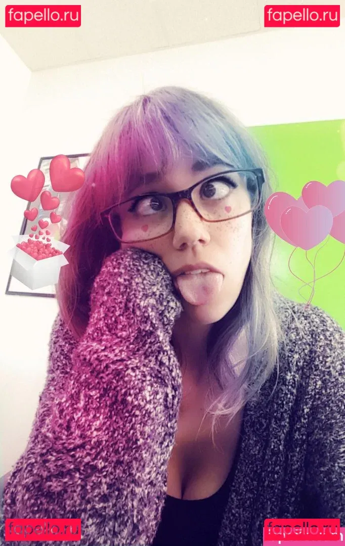 Yanderekamii Onlyfans Photo Gallery 