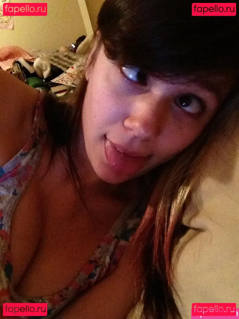 Yanderekamii Onlyfans Photo Gallery 