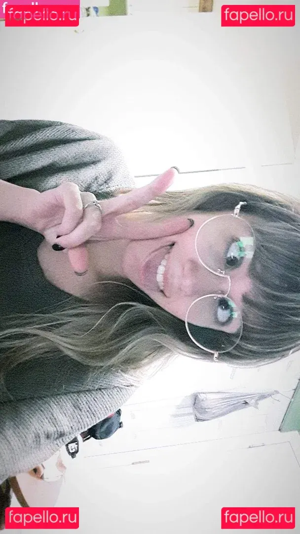 Yanderekamii Onlyfans Photo Gallery 