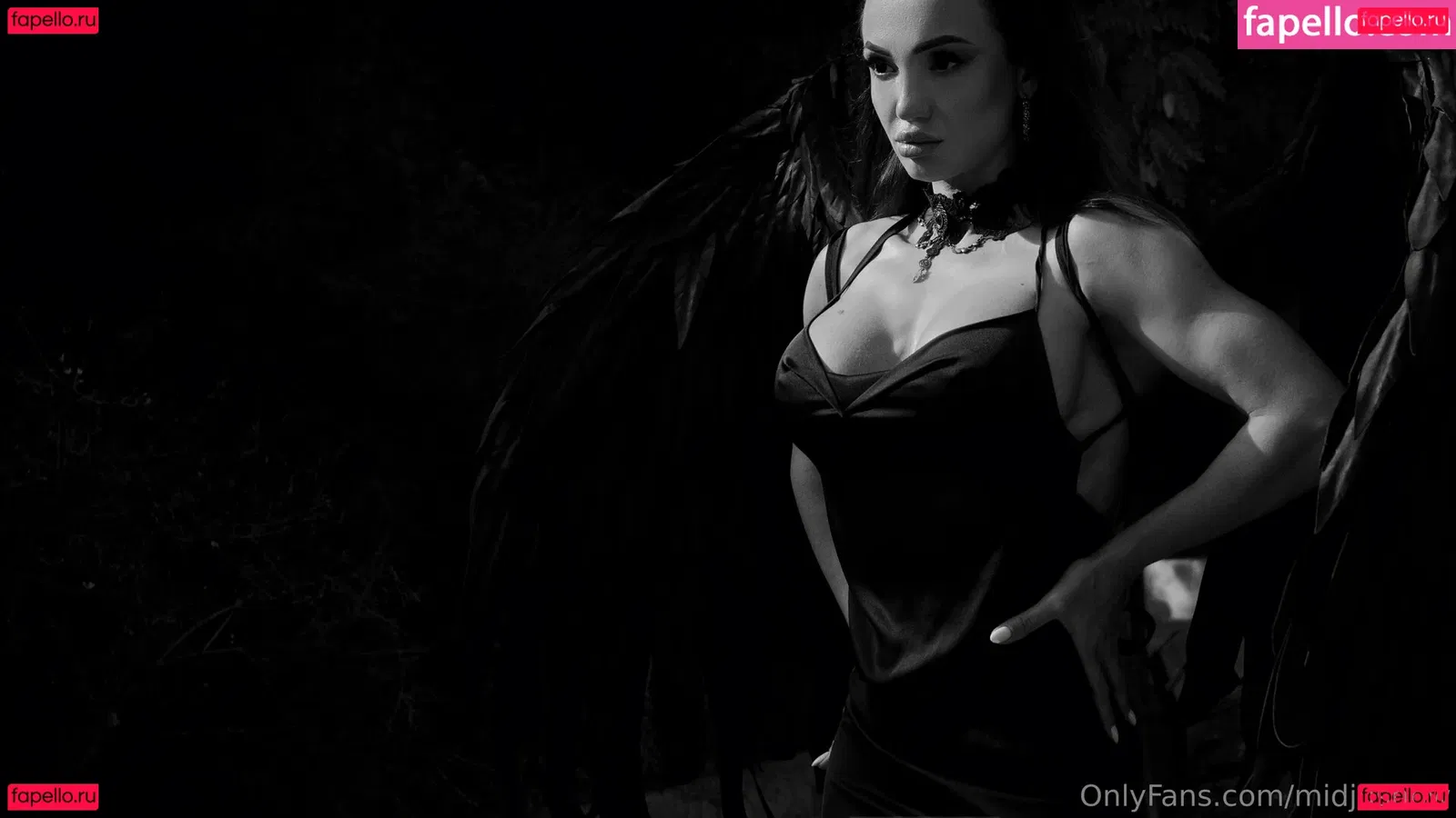 Midjushow Onlyfans Photo Gallery 