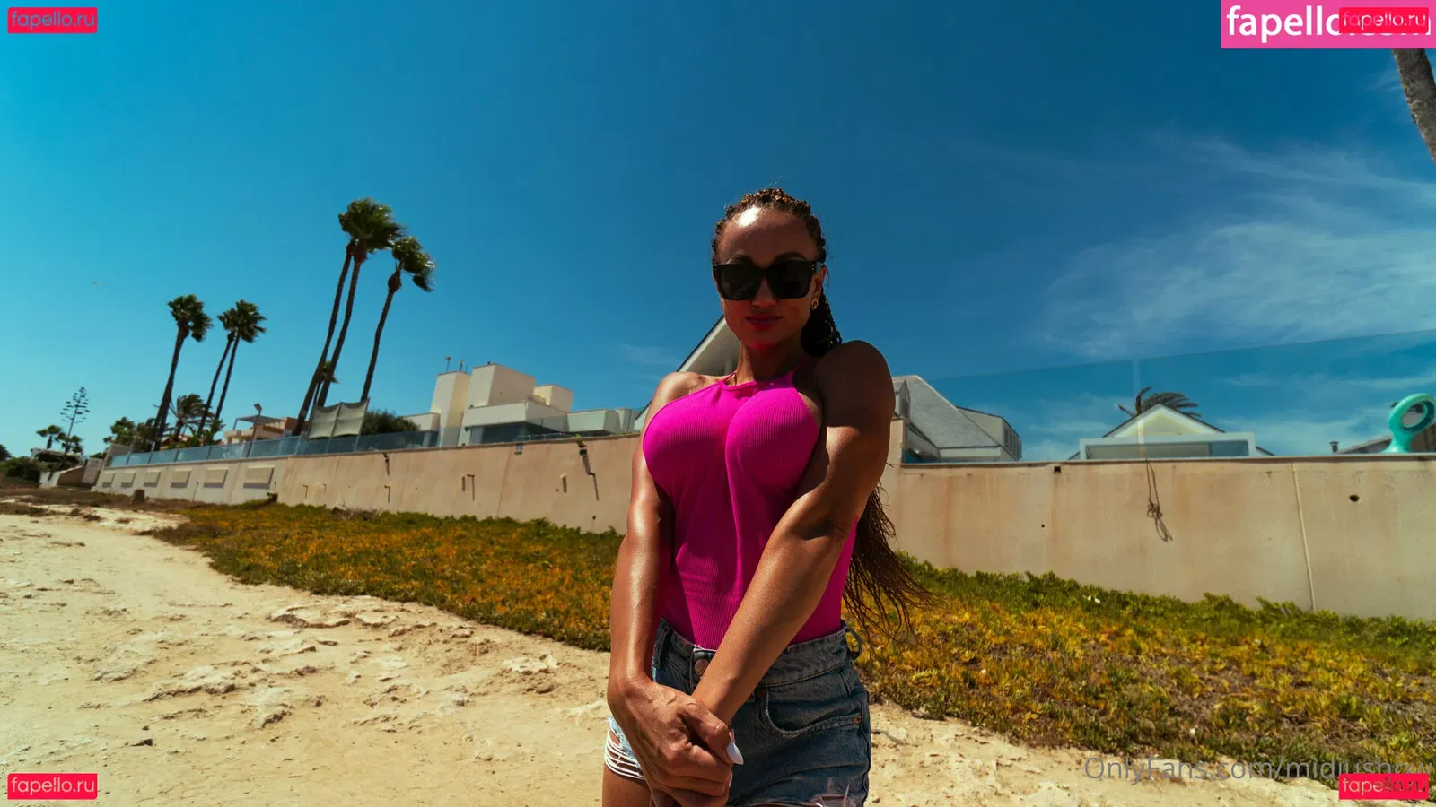 Midjushow Onlyfans Photo Gallery 