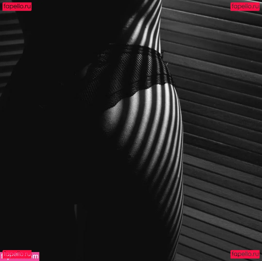 _naissance Onlyfans Photo Gallery 