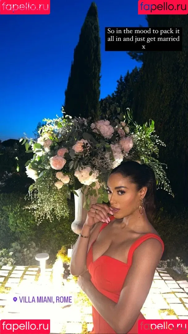 Shirin Olivia Onlyfans Photo Gallery 