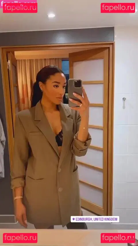 Shirin Olivia Onlyfans Photo Gallery 