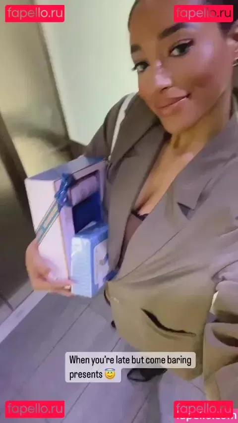 Shirin Olivia Onlyfans Photo Gallery 