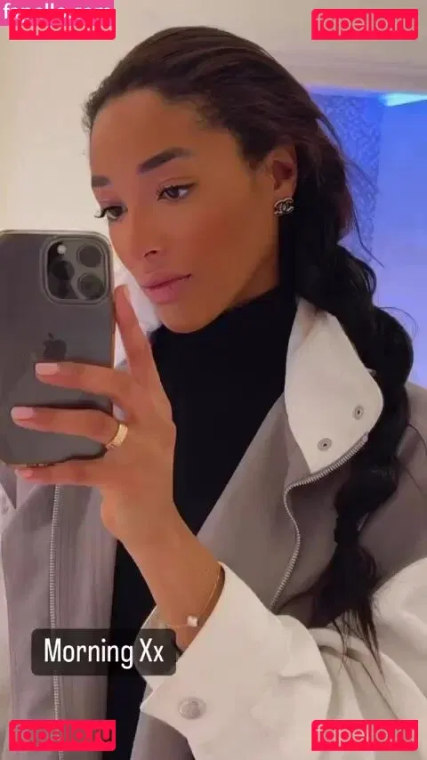 Shirin Olivia Onlyfans Photo Gallery 