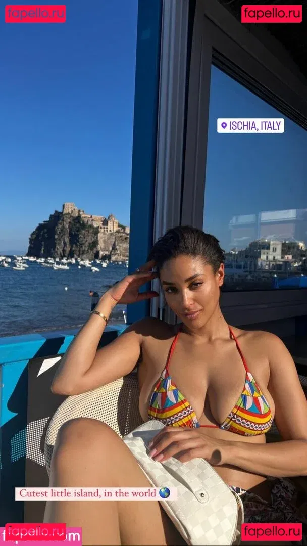Shirin Olivia Onlyfans Photo Gallery 