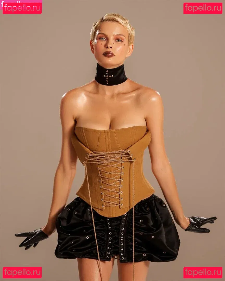 Julia Logacheva Onlyfans Photo Gallery 