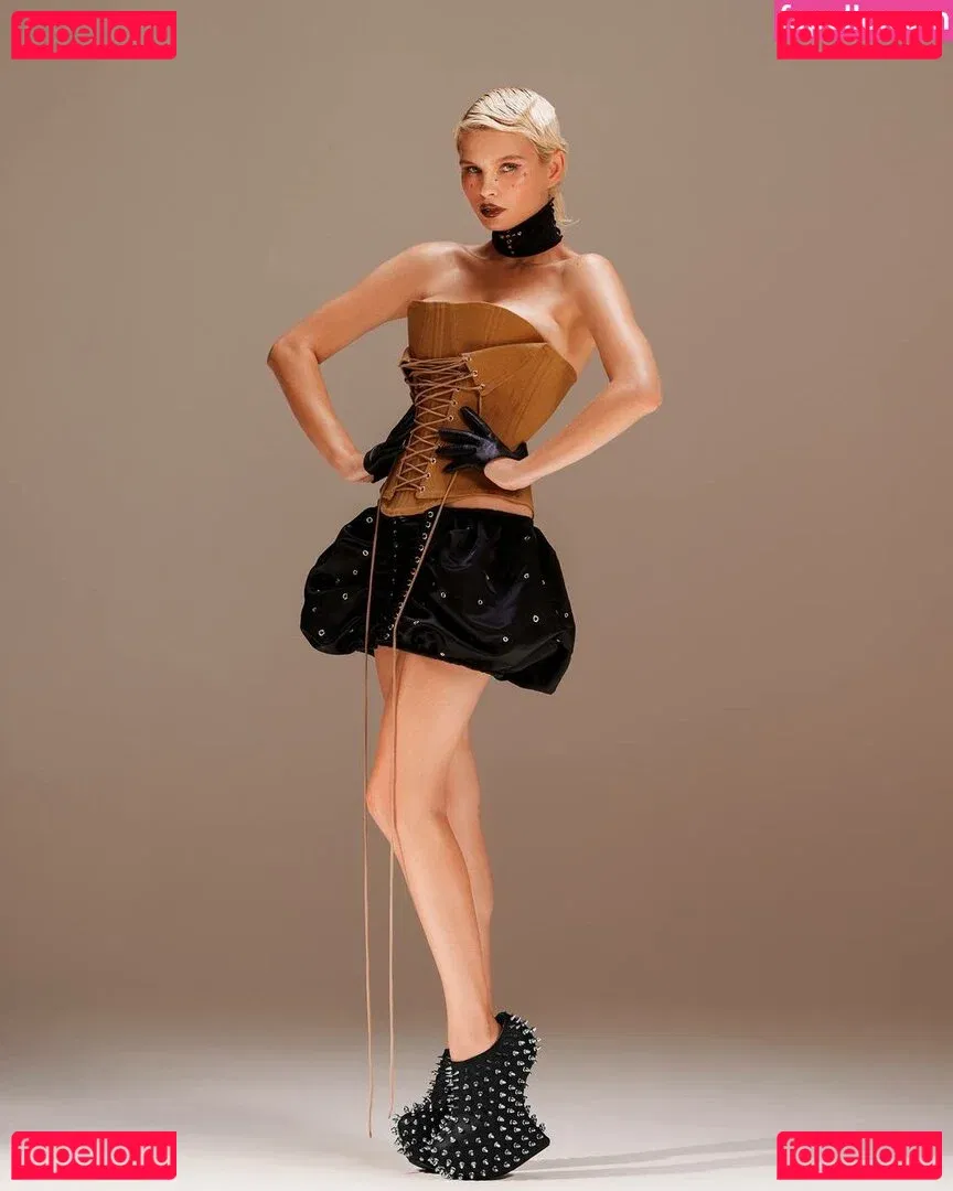 Julia Logacheva Onlyfans Photo Gallery 