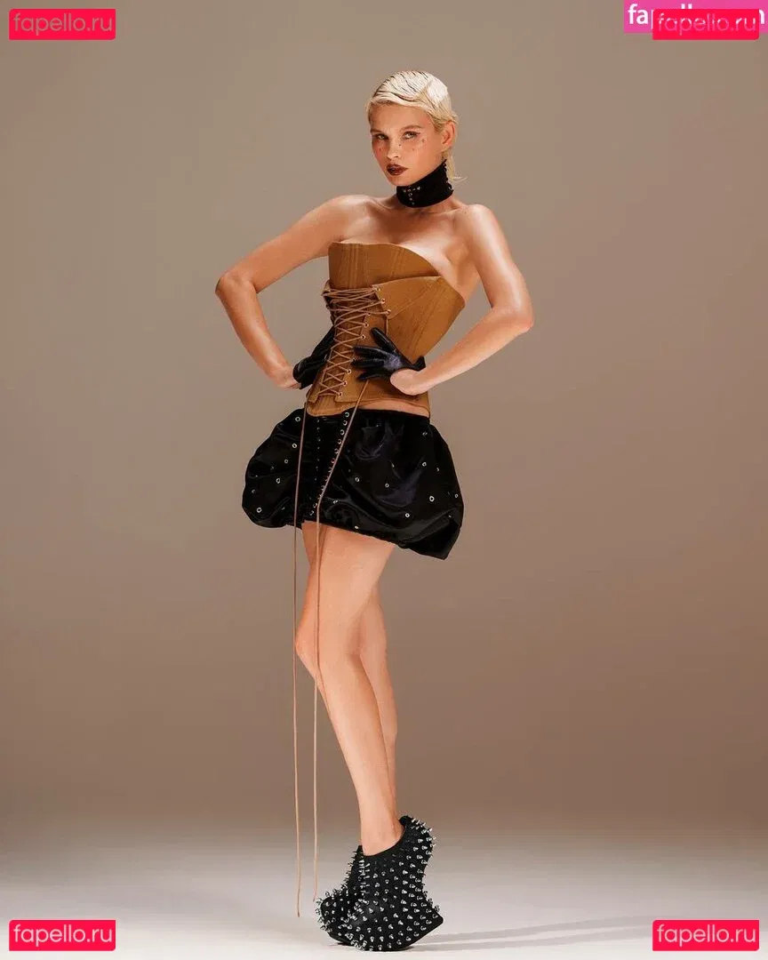 Julia Logacheva Onlyfans Photo Gallery 