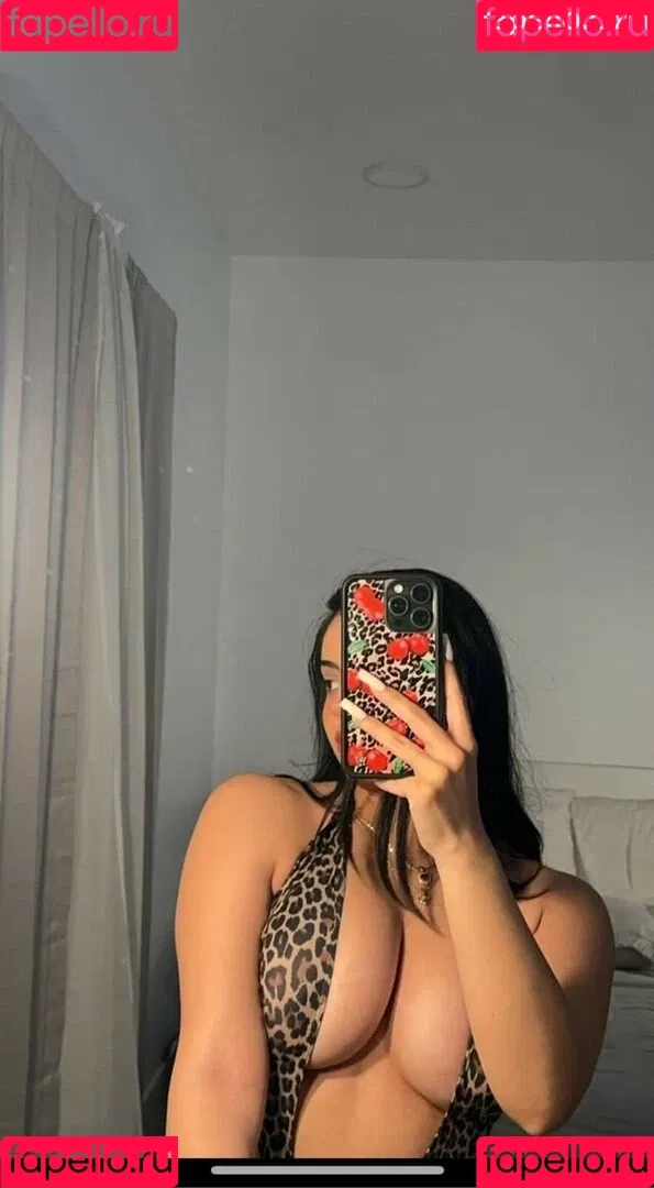 Evelyn Ortiz Onlyfans Photo Gallery 