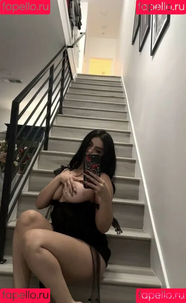 Evelyn Ortiz Onlyfans Photo Gallery 