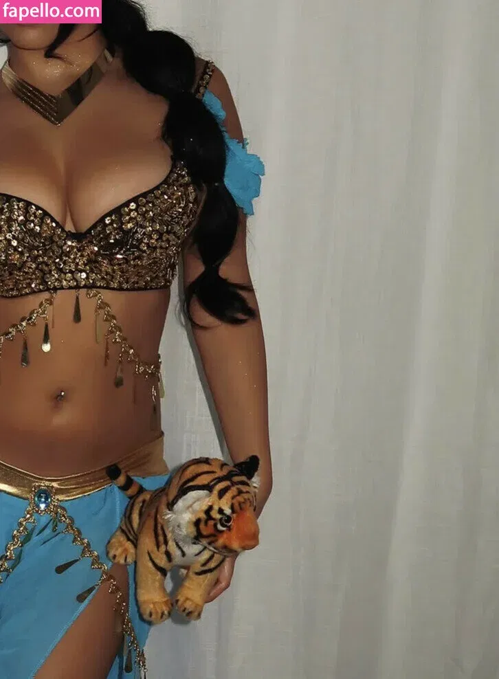 Evelyn Ortiz Onlyfans Photo Gallery 